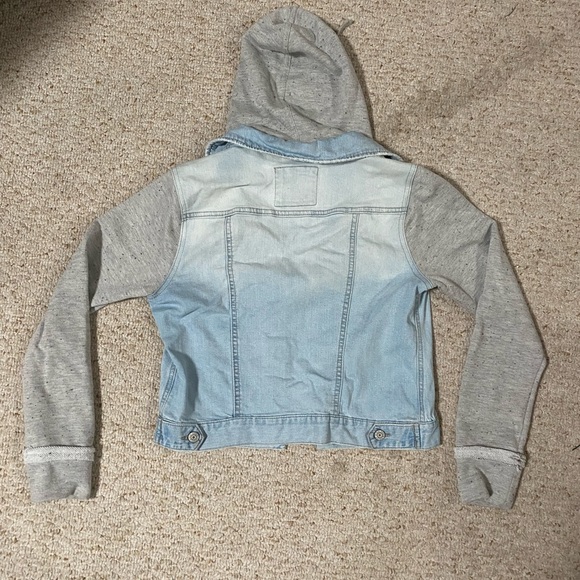 MUDD Jean Jacket with Sweatshirt Sleeves and Hood - Picture 2 of 3